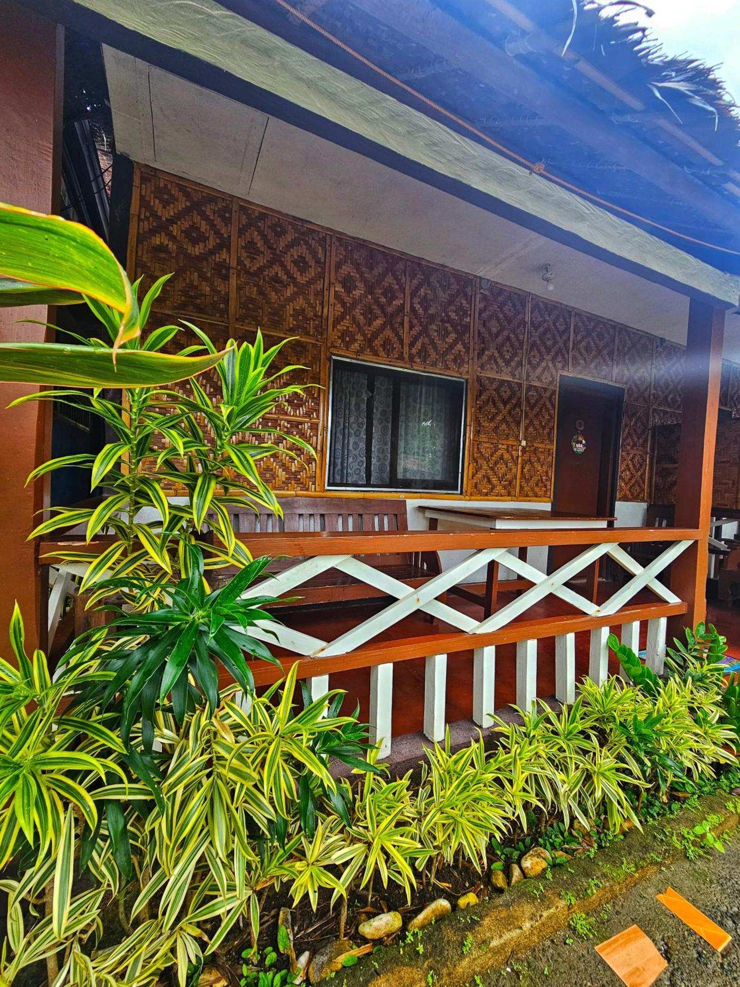 Bohol Sea Breeze Cottages And Resort Tawala  Exterior foto