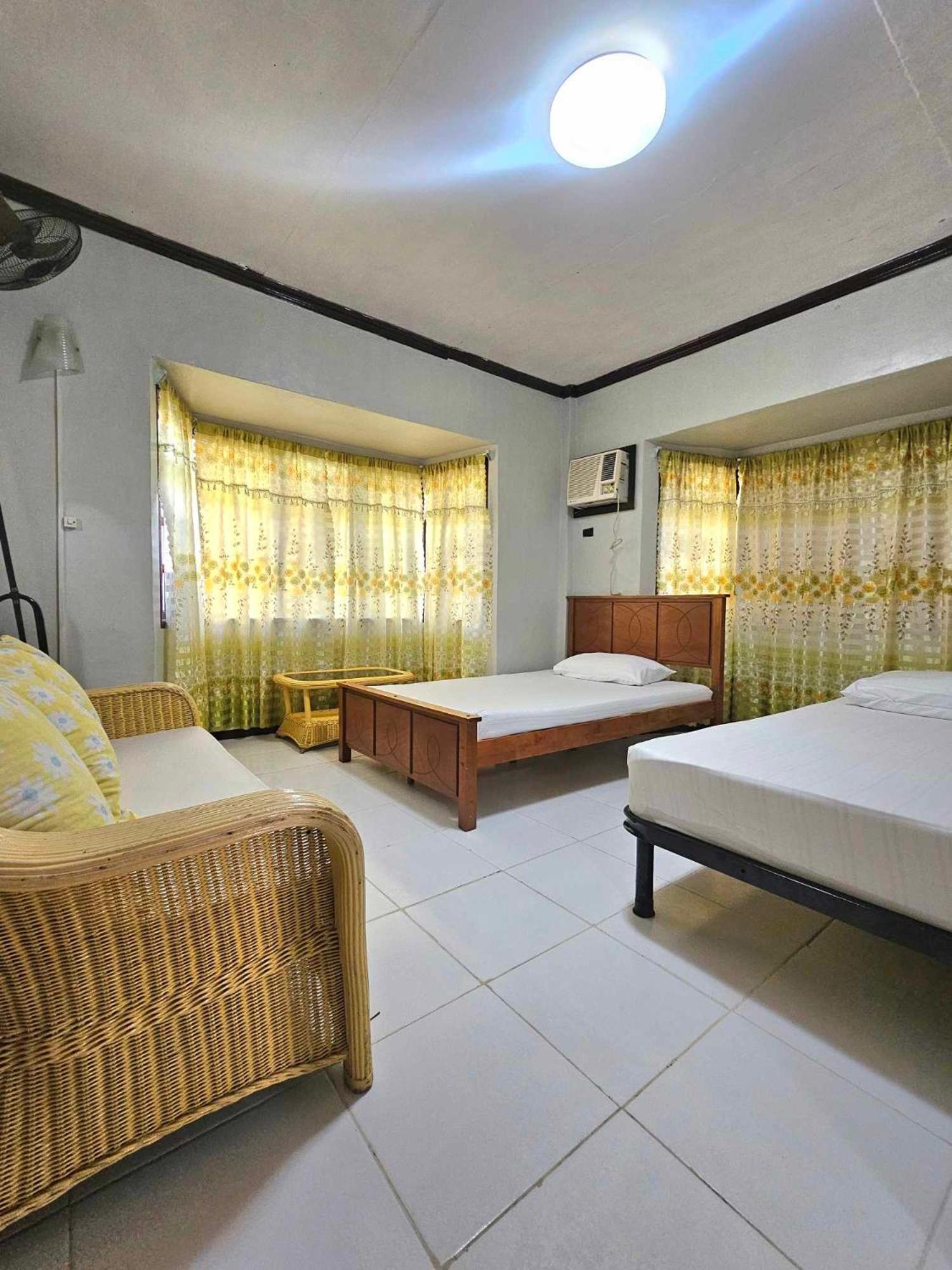 Bohol Sea Breeze Cottages And Resort Tawala  Exterior foto